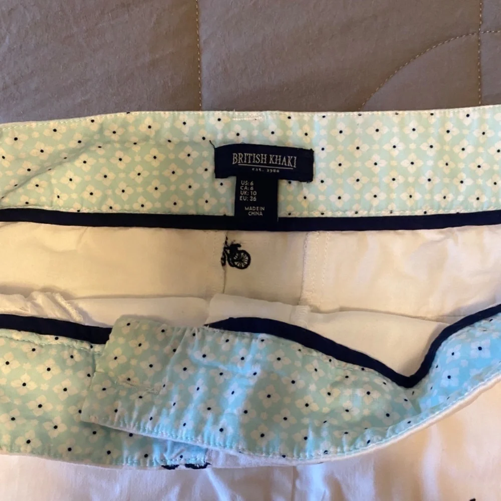British Khaki- Skirt-White with Blue‎ Bicycles-Women's Size 6